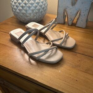 Dolce Vita Hapi-•Chunk Low Heel•Strappy• Square Toe Sandal